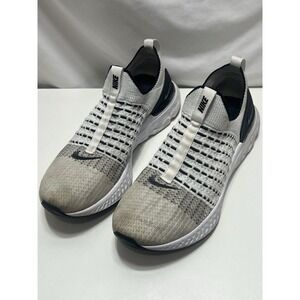 Nike React Phantom Run Flyknit 2 'Oreo' White/Black CJ0277-100 Men's Size 11.5